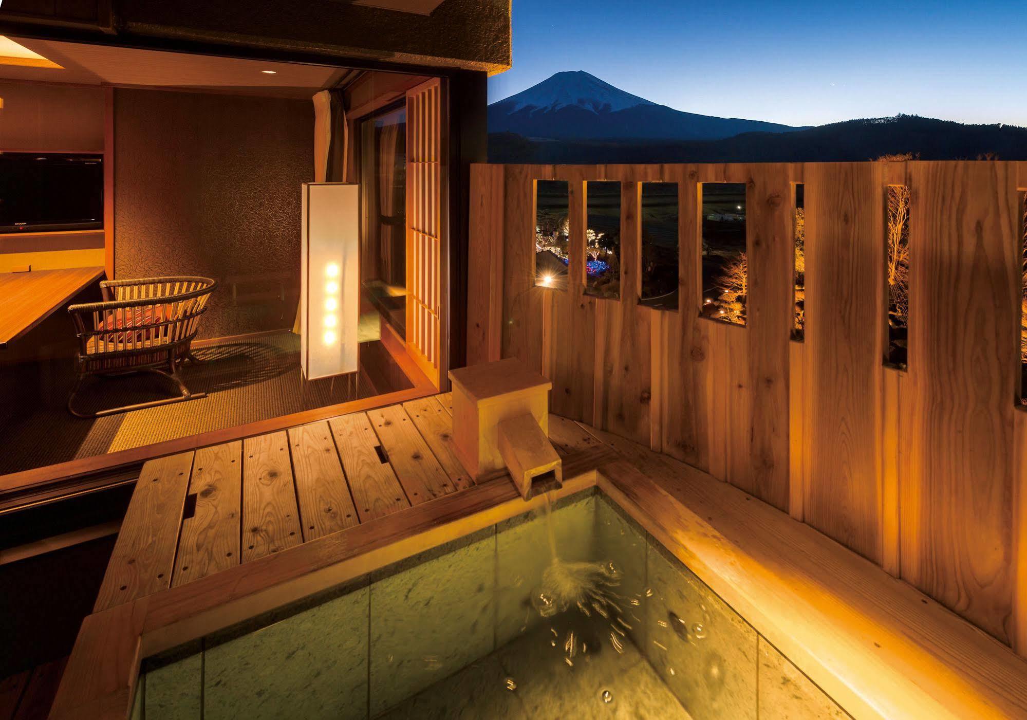 ホテル Fujisan Onsen Bessho Sasa 富士吉田市 エクステリア 写真