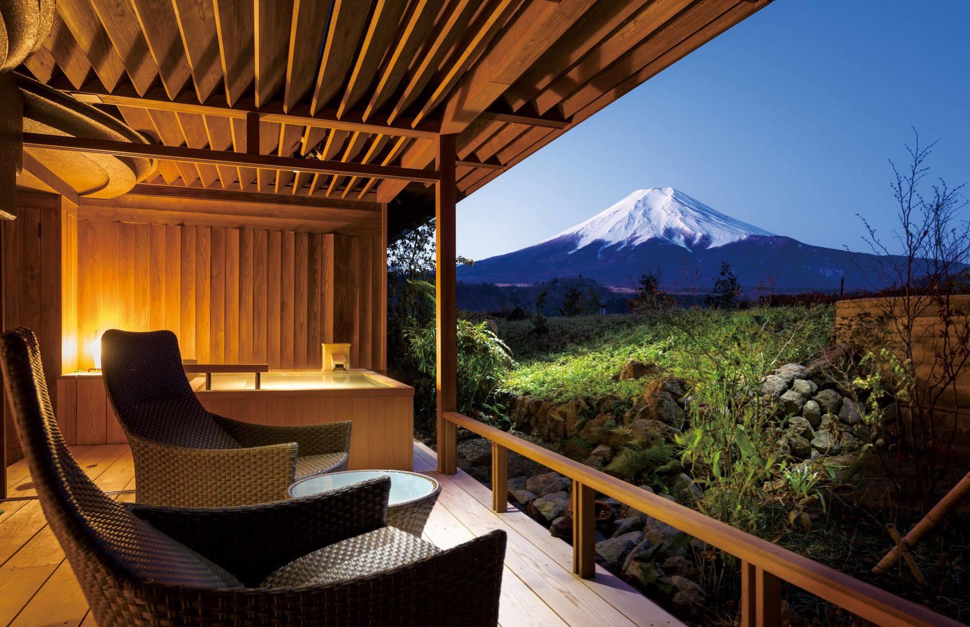 ホテル Fujisan Onsen Bessho Sasa 富士吉田市 エクステリア 写真