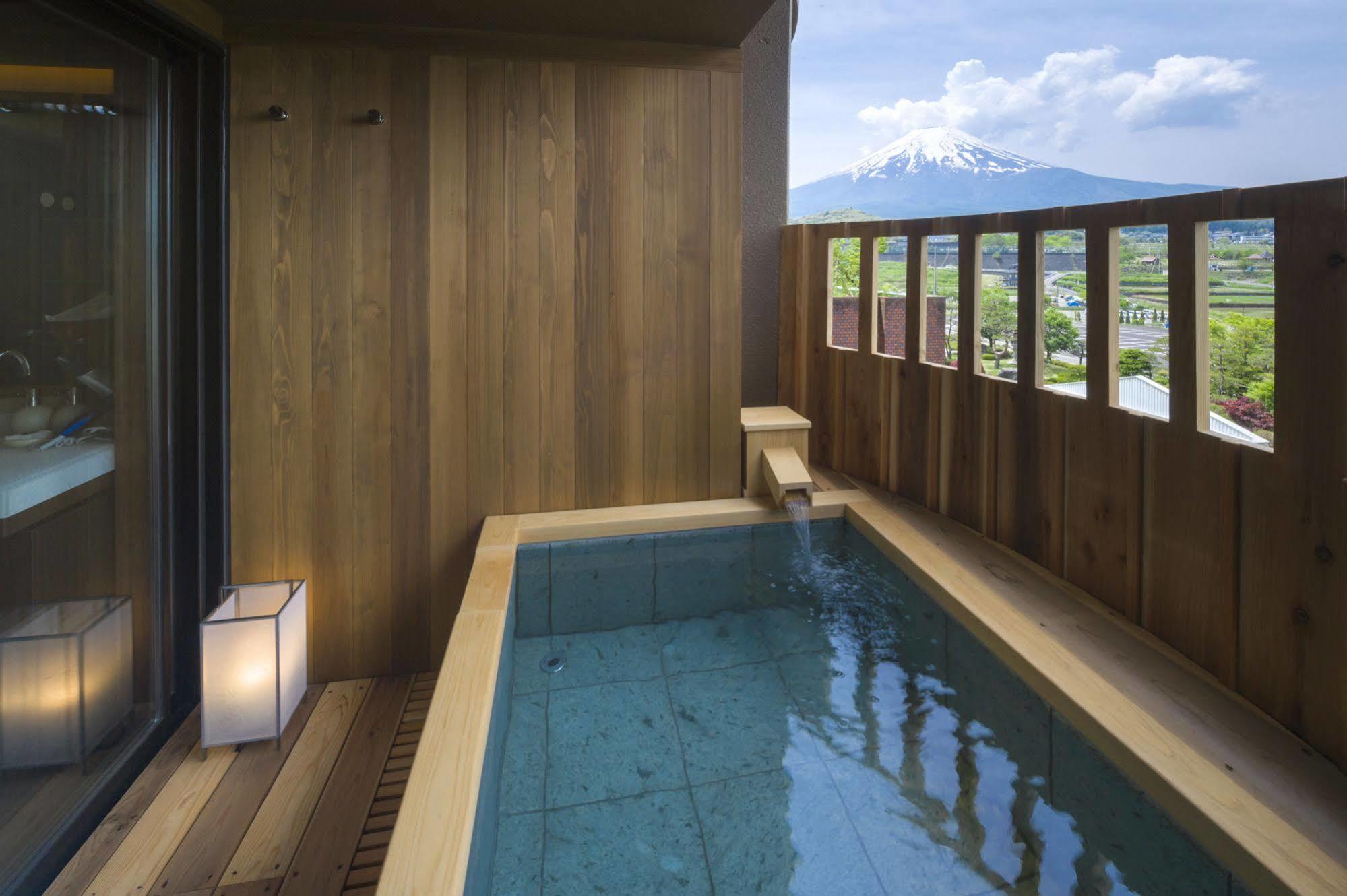 ホテル Fujisan Onsen Bessho Sasa 富士吉田市 エクステリア 写真