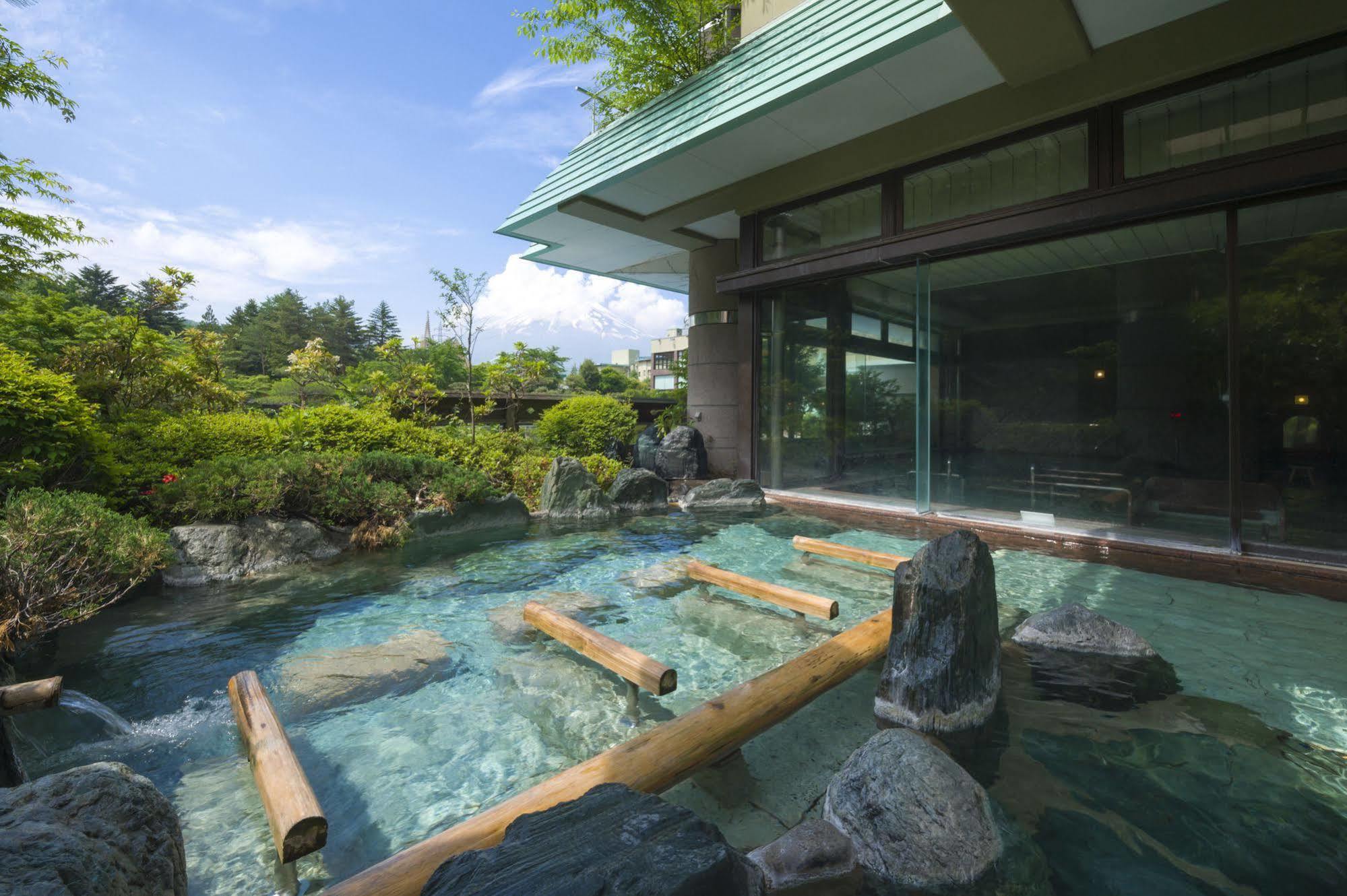 ホテル Fujisan Onsen Bessho Sasa 富士吉田市 エクステリア 写真
